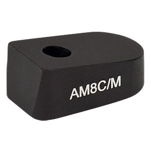 AM8C/M - 8° 角度付きブロック、M4ザグリ穴、M4ネジ付きポスト取付け可能(ミリ規格)