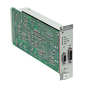 ITC8022 - PRO8000 LD/TECコントローラ、±200 mA 、16 W、2チャンネル