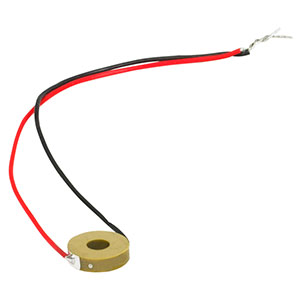 PA44LEW - リング型ピエゾアクチュエータ、チップ型、150 V、変位量2.6 µm、外径8.3 mm、内径3.0 mm、長さ2.0 mm、ワイヤ付き