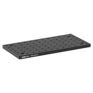MB1530F/M - アルミニウム製ブレッドボード、150 mm x 300 mm x 12.7 mm、M6タップ穴(ミリ規格)　