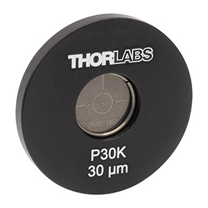 P30K - Ø25.4 mm(Ø1インチ)マウント付きピンホール、ピンホール径30 ± 2 µm、ステンレススチール製