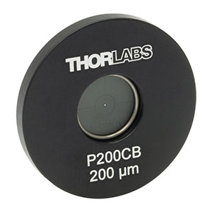 P200CB - Ø25.4 mm(Ø1インチ)マウント付きピンホール、ピンホール径200 ± 6 µm、金メッキ銅製