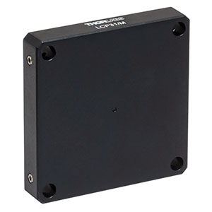 LCP31/M - 60 mmブランクケージプレート、M4 x 0.7タップ穴(ミリ規格)