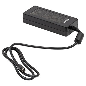 DS24 - 24 VDC出力ACアダプタ、KPPX-3Pコネクタ付き、85～264 VAC